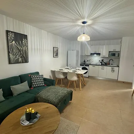 Spacieux 2 Pieces Au Port De Nizza